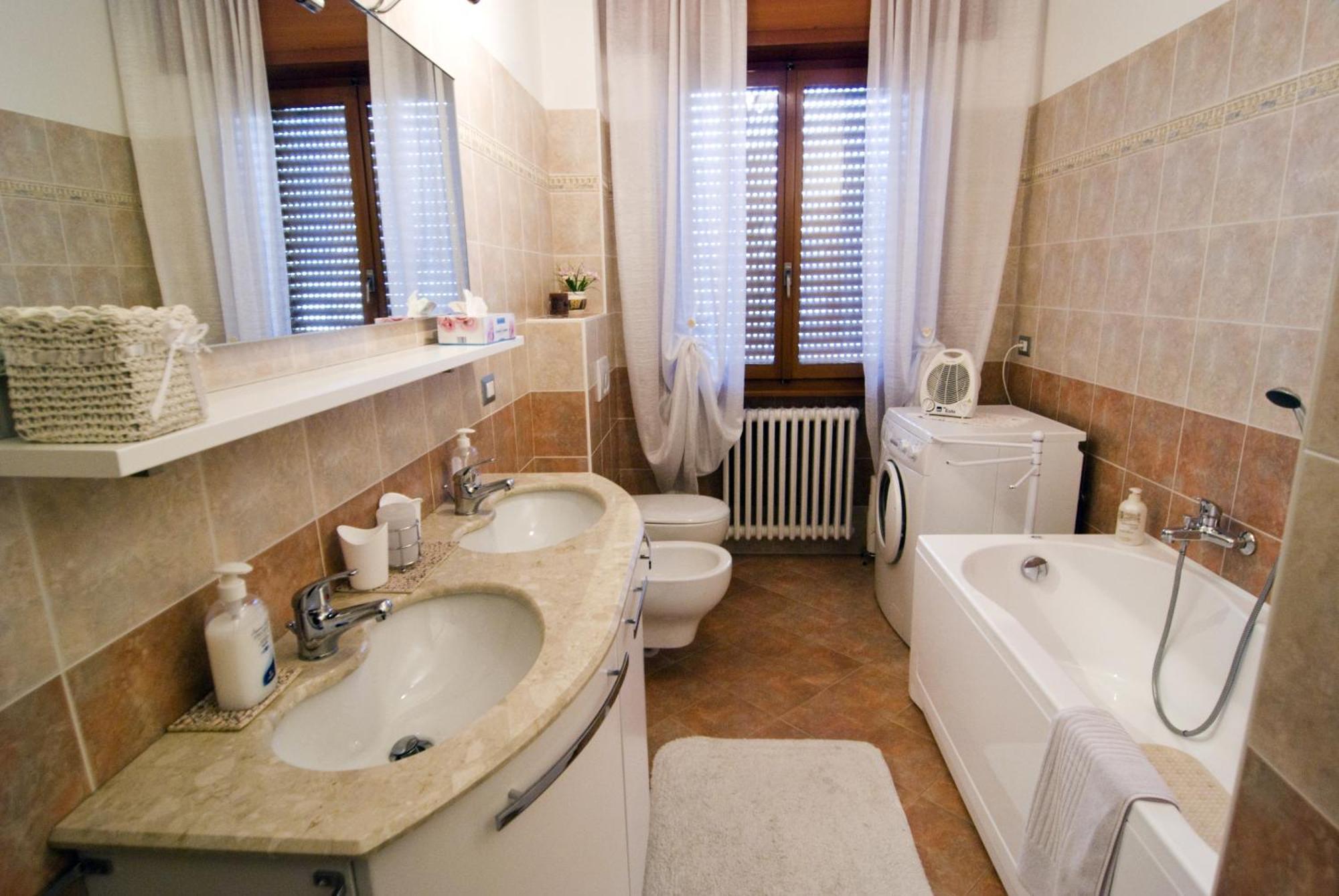 B&B Da Lori ティラーノ 部屋 写真